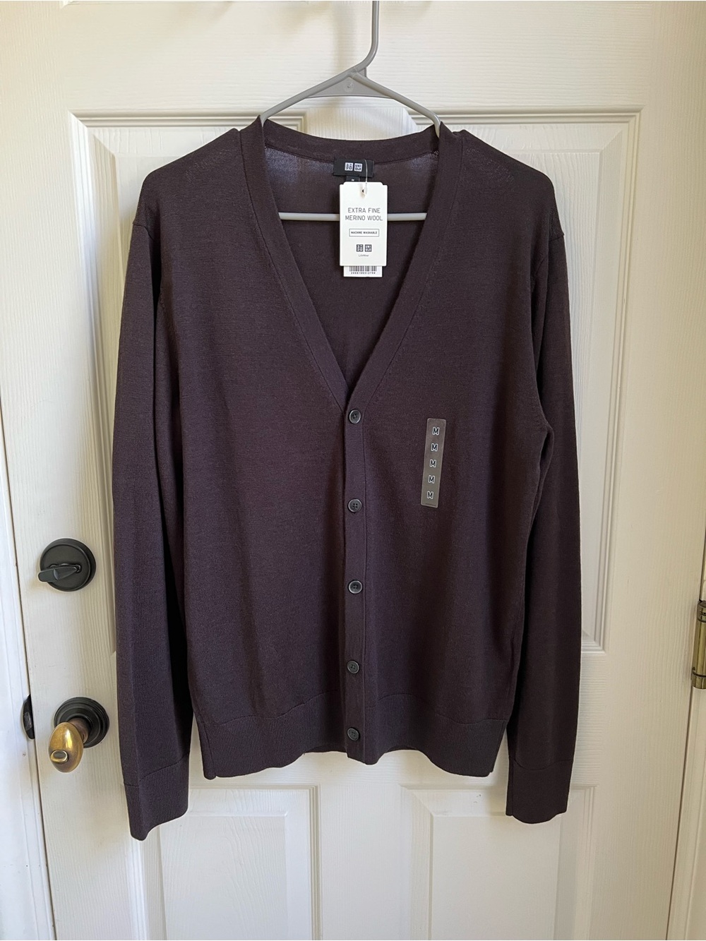 UNIQLO Men's Preppy V-Neck 100% Merino Wool Cardigan - Dark Brown